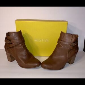 Kenneth Cole Reaction Lana booties size 9